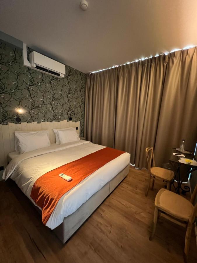 Hotel Maison Demelenne Отон Экстерьер фото